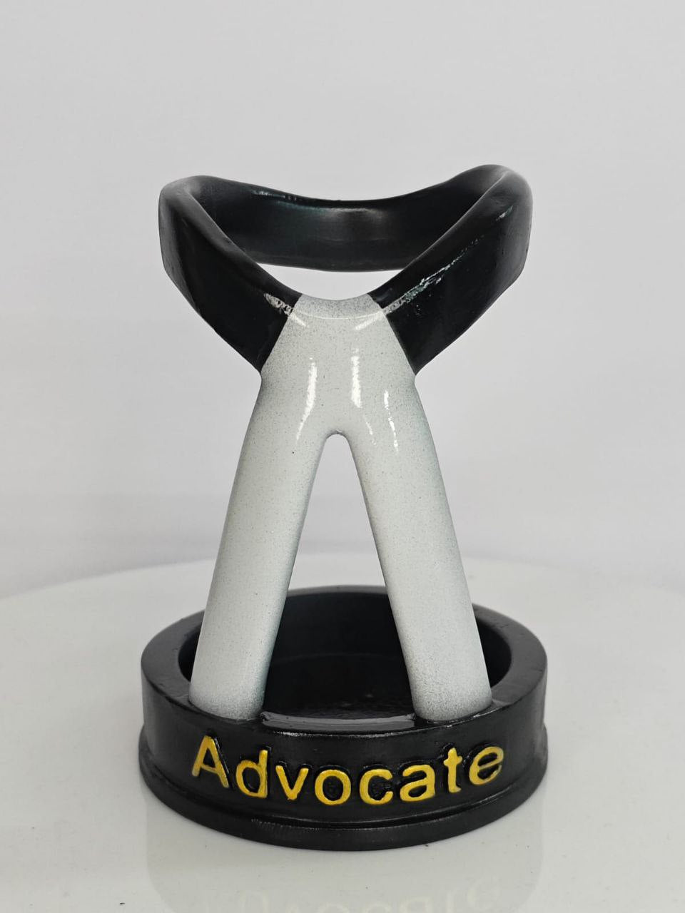 Advocate-Themed Pen Stand
